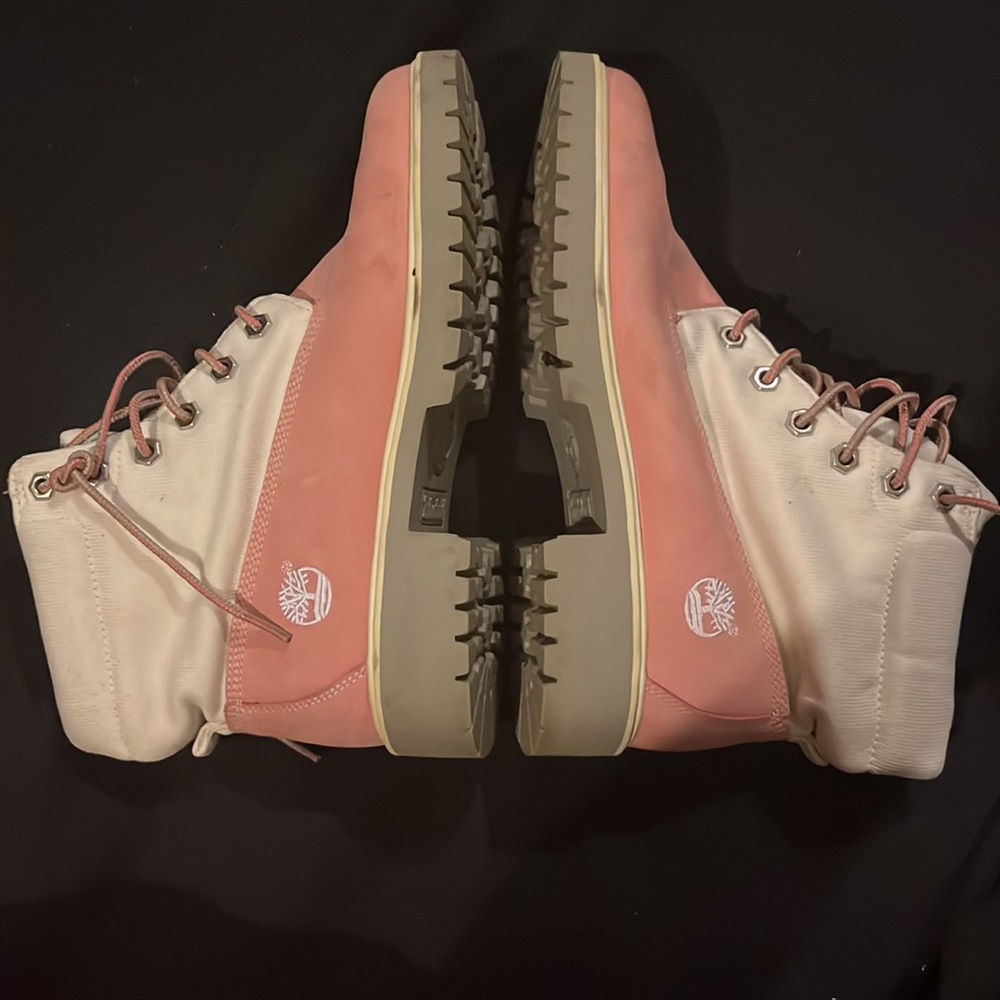 Waterproof Timberland Boots - Picture 4 of 5
